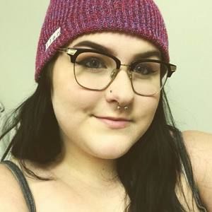 Meet your Posher, Aly